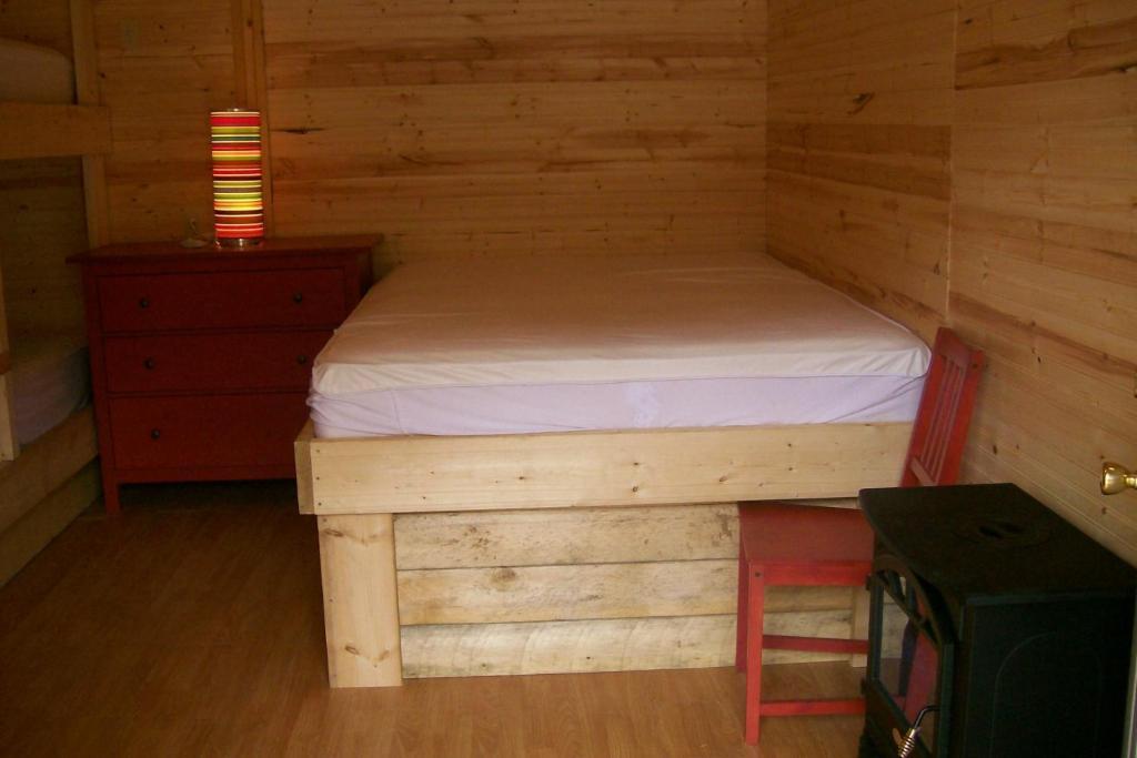 Noah'S Ark Campground Revelstoke Oda fotoğraf
