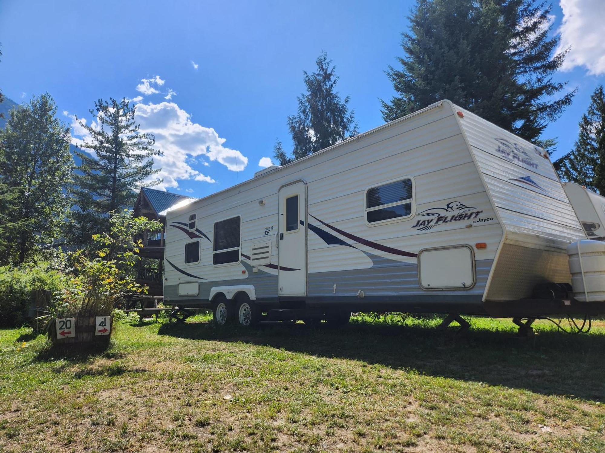 Noah'S Ark Campground Revelstoke Dış mekan fotoğraf