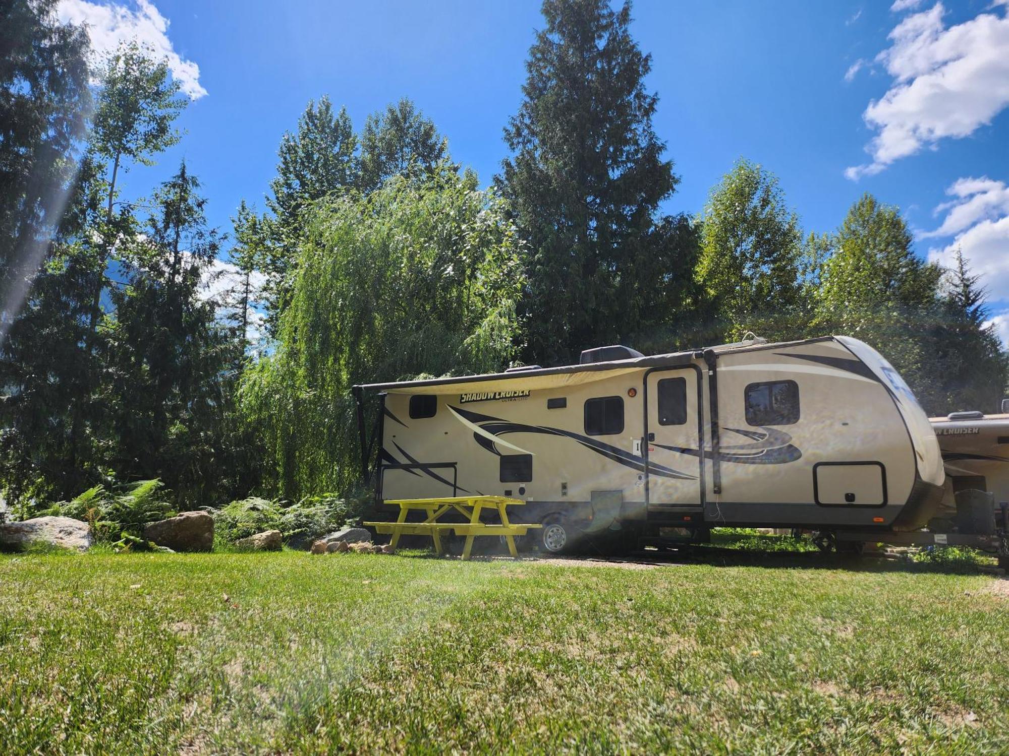 Noah'S Ark Campground Revelstoke Dış mekan fotoğraf