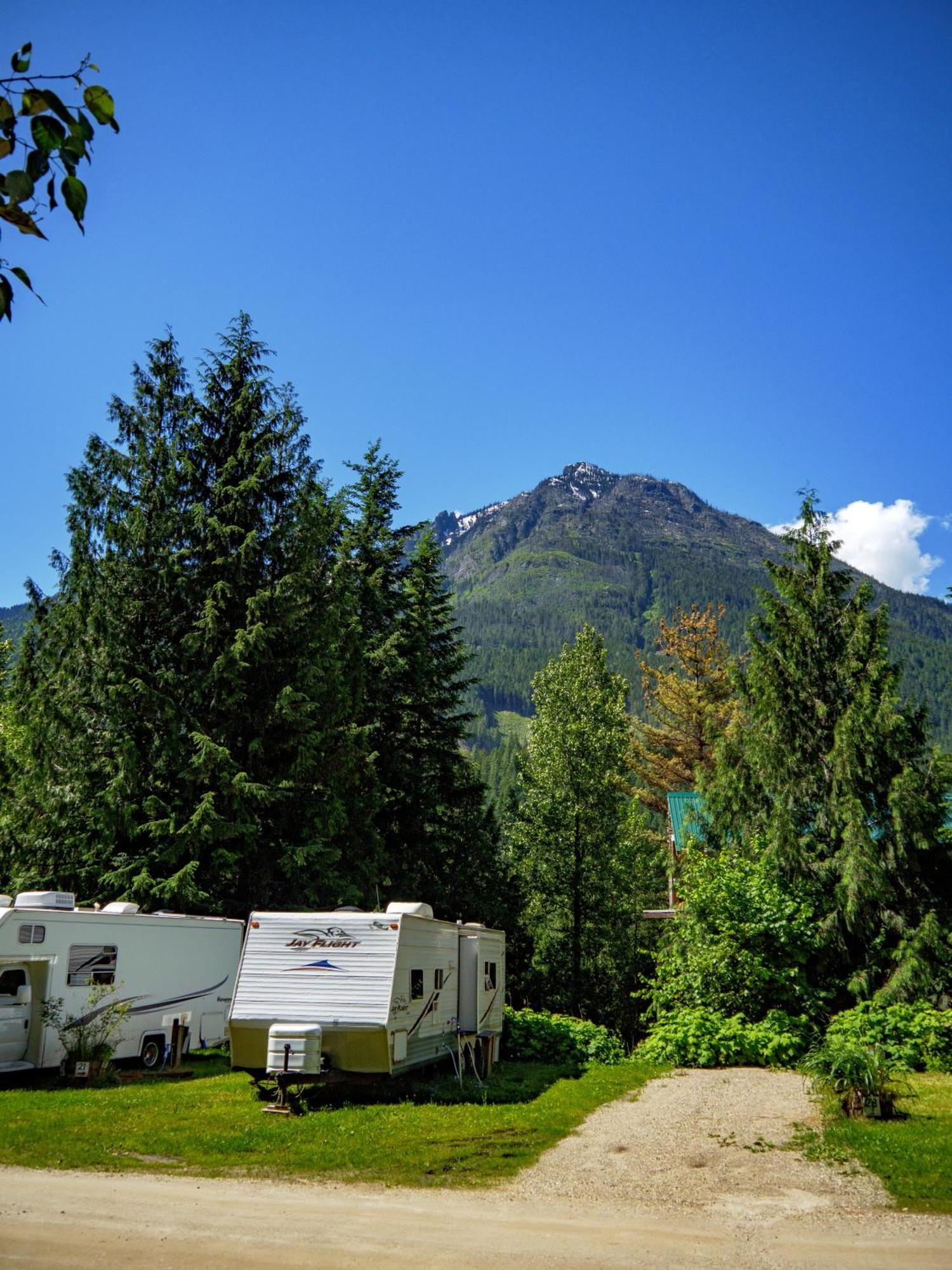 Noah'S Ark Campground Revelstoke Dış mekan fotoğraf